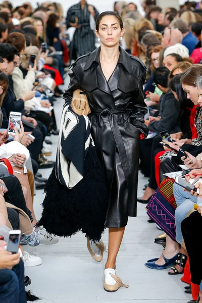 Look 21